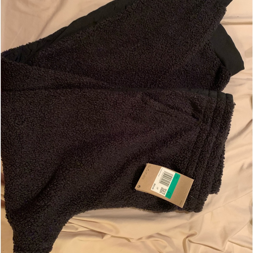 Nike Fuzzy sweatpants NWT size Large